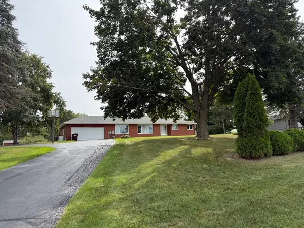 6206 Haligus Road, Woodstock, IL 60098