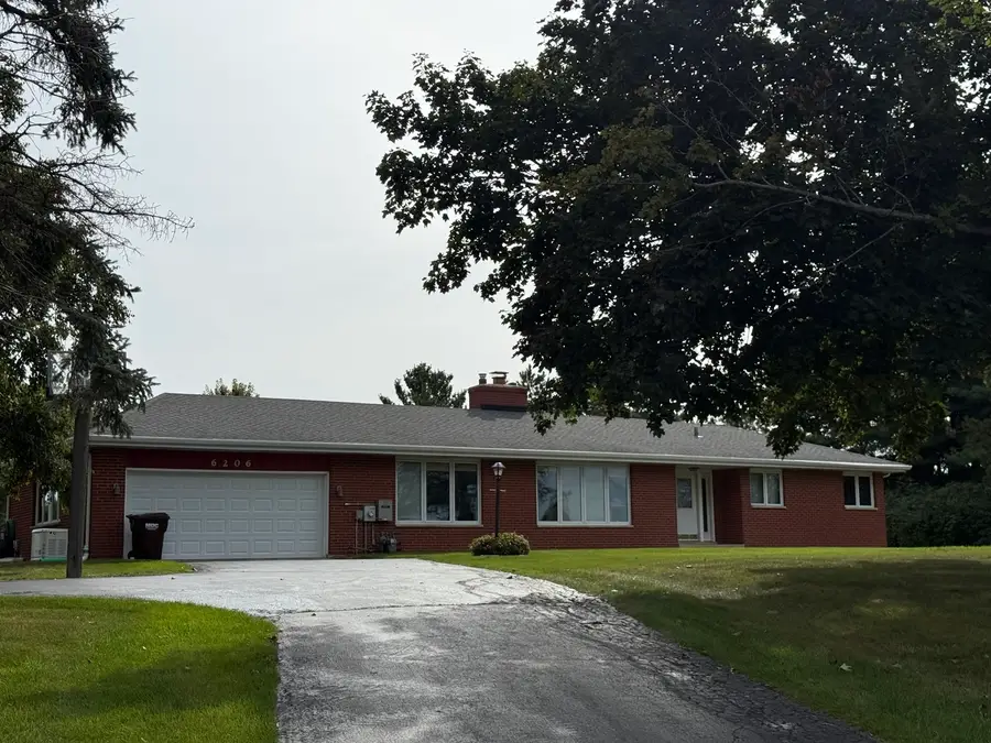 6206 Haligus Road, Woodstock, IL 60098 - #2