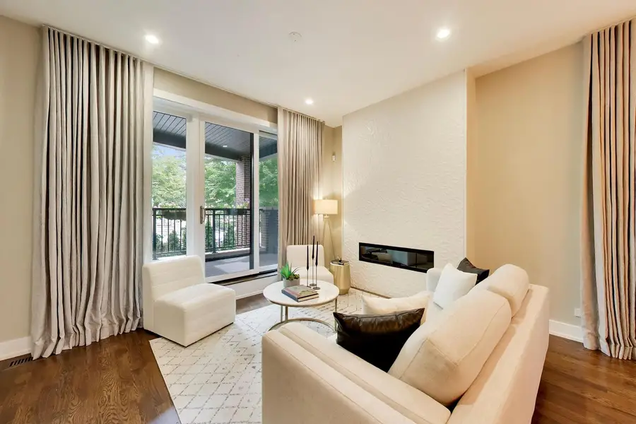 2908 N Burling Street #1, Chicago, IL 60657 - #2