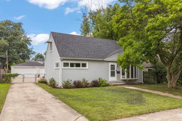 440 N Craig Place, Lombard, IL 60148
