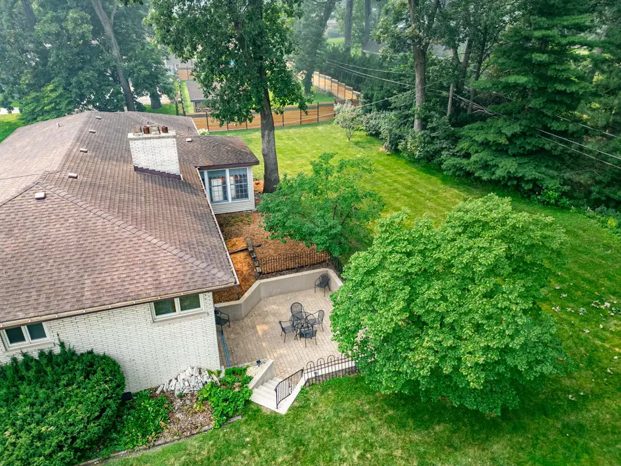 304 E Irving Park Road, Roselle, IL 60172 - #2