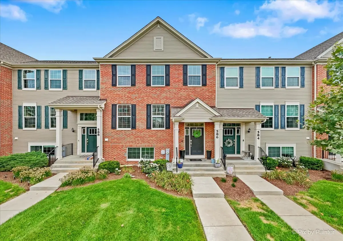 586 Cimmaron Circle, Crystal Lake, IL 60012 - #1