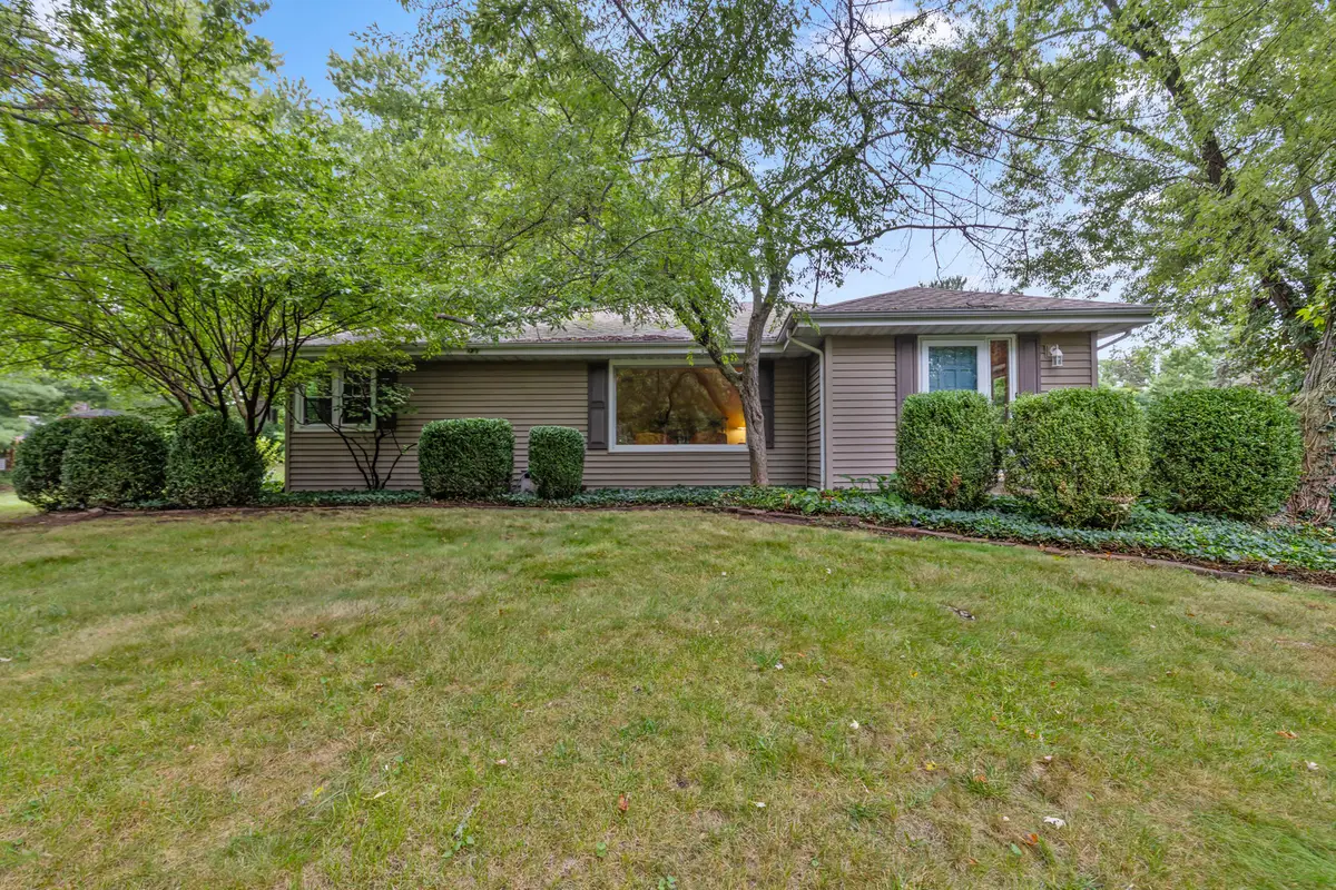 713 Coolidge Place, Rockford, IL 61107 - #1