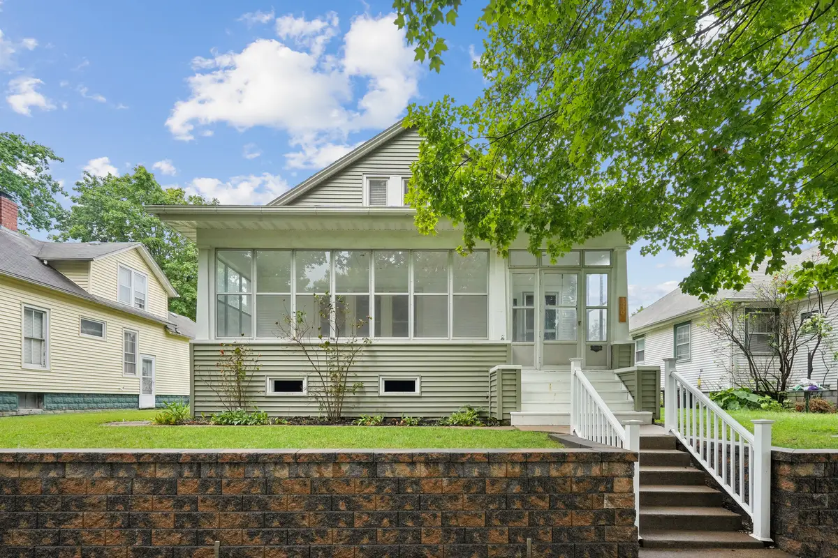1530 33rd Street, Rock Island, IL 61201 - #1