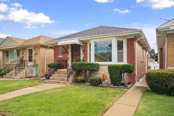 7433 N Oriole Avenue, Chicago, IL 60631