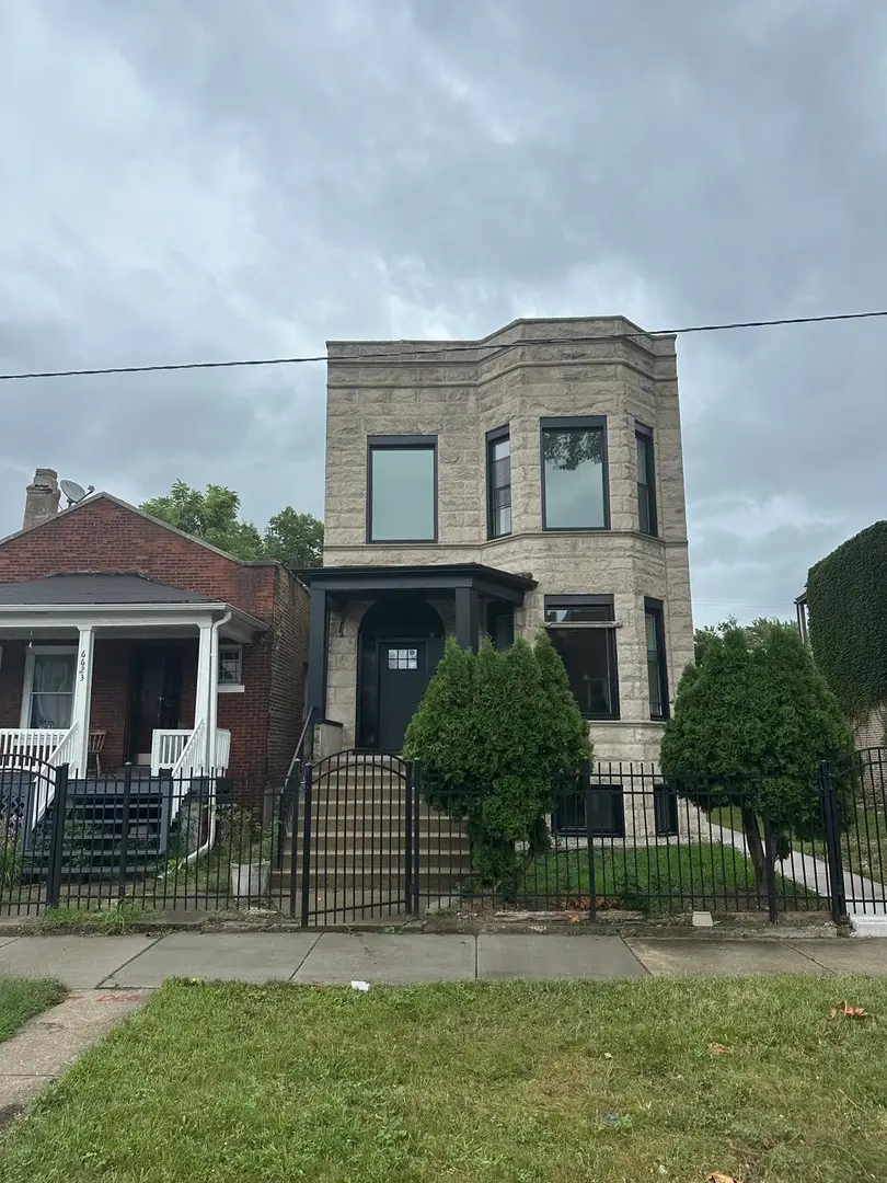 6627 S Maryland Avenue, Chicago, IL 60637 - #2