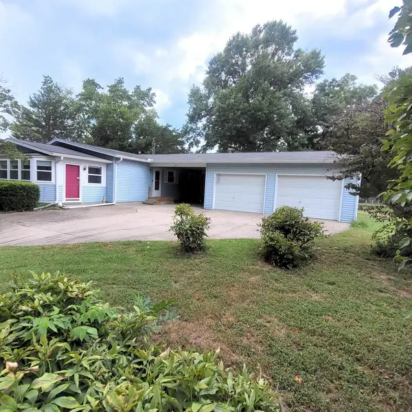 911 N 7th Street, Murphysboro, IL 62966