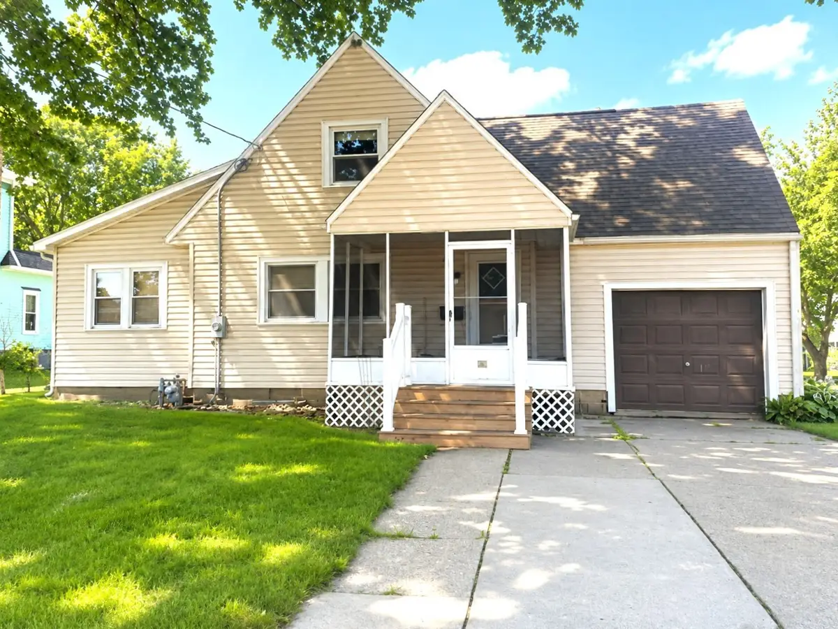 1103 5th Avenue, Sterling, IL 61081 - #1