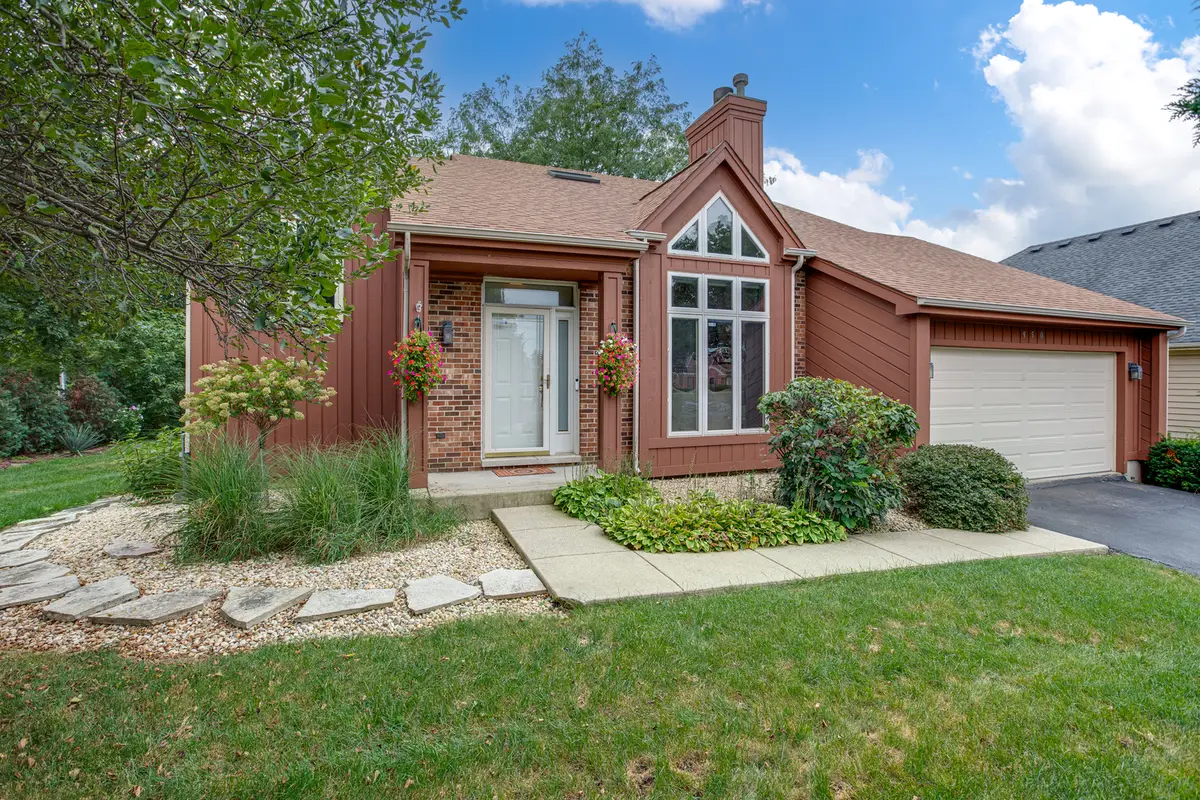 950 Dunham Drive, West Chicago, IL 60185 - #1