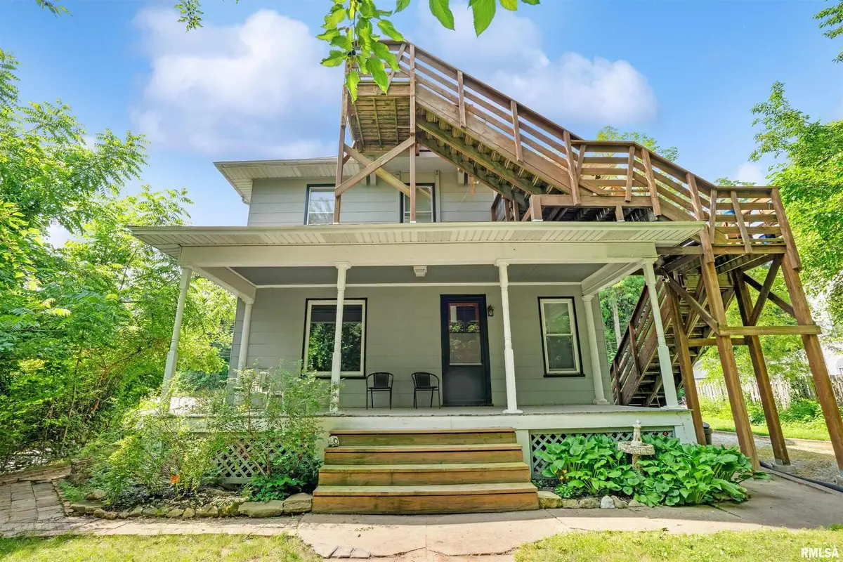 1520 10th Avenue, Moline, IL 61265 - #1