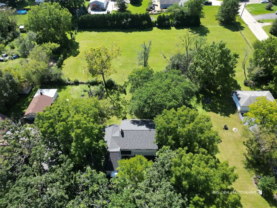 38105 W Lincoln Avenue, Beach Park, IL 60087 - #3