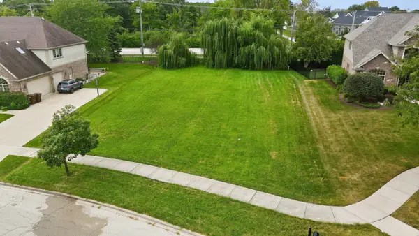 19830 Berkshire Drive, Mokena, IL 60448