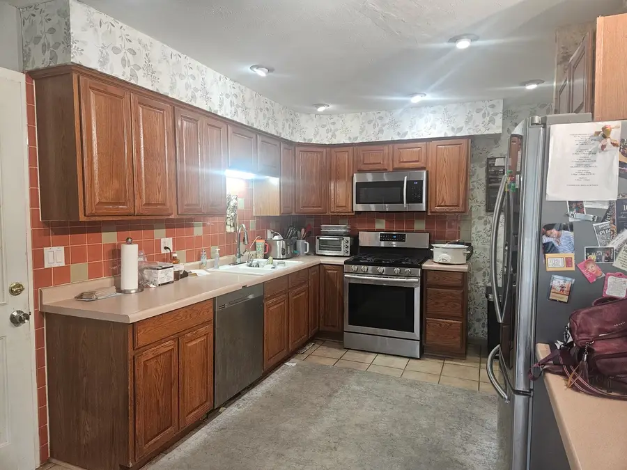 411 South Street, West Dundee, IL 60118 - #3
