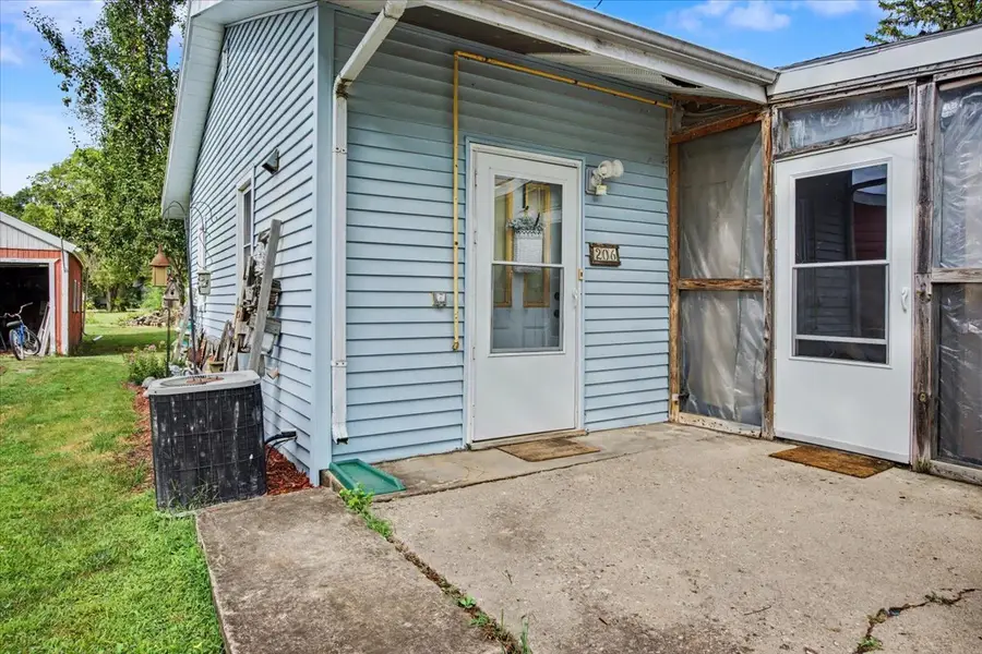 206 Park Street, Cornell, IL 61319 - #2