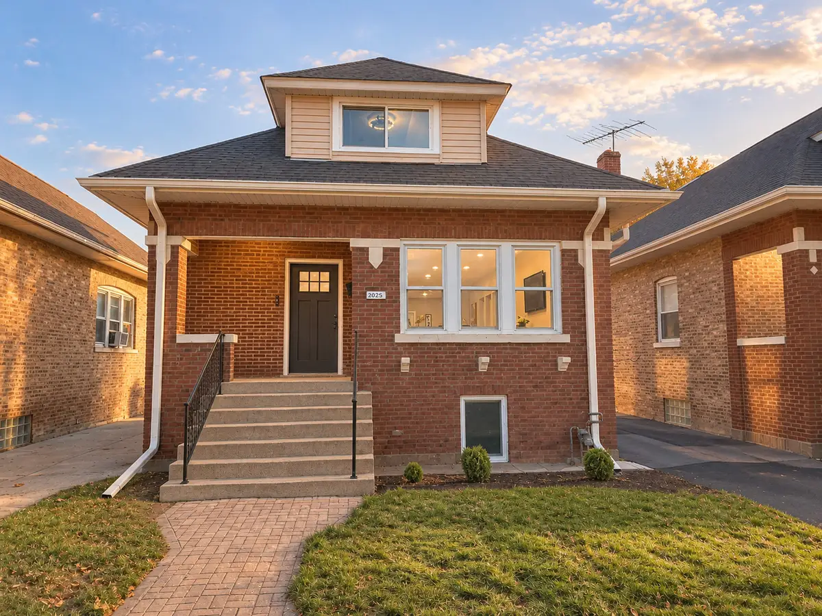 2025 S 13th Avenue, Maywood, IL 60153 - #1