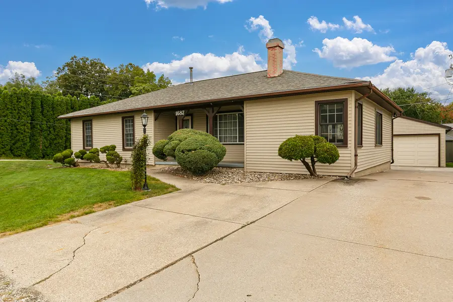 1687 35th Avenue, East Moline, IL 61244 - #2