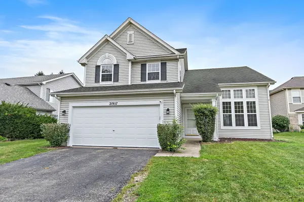 21957 W Laguna Court, Plainfield, IL 60544