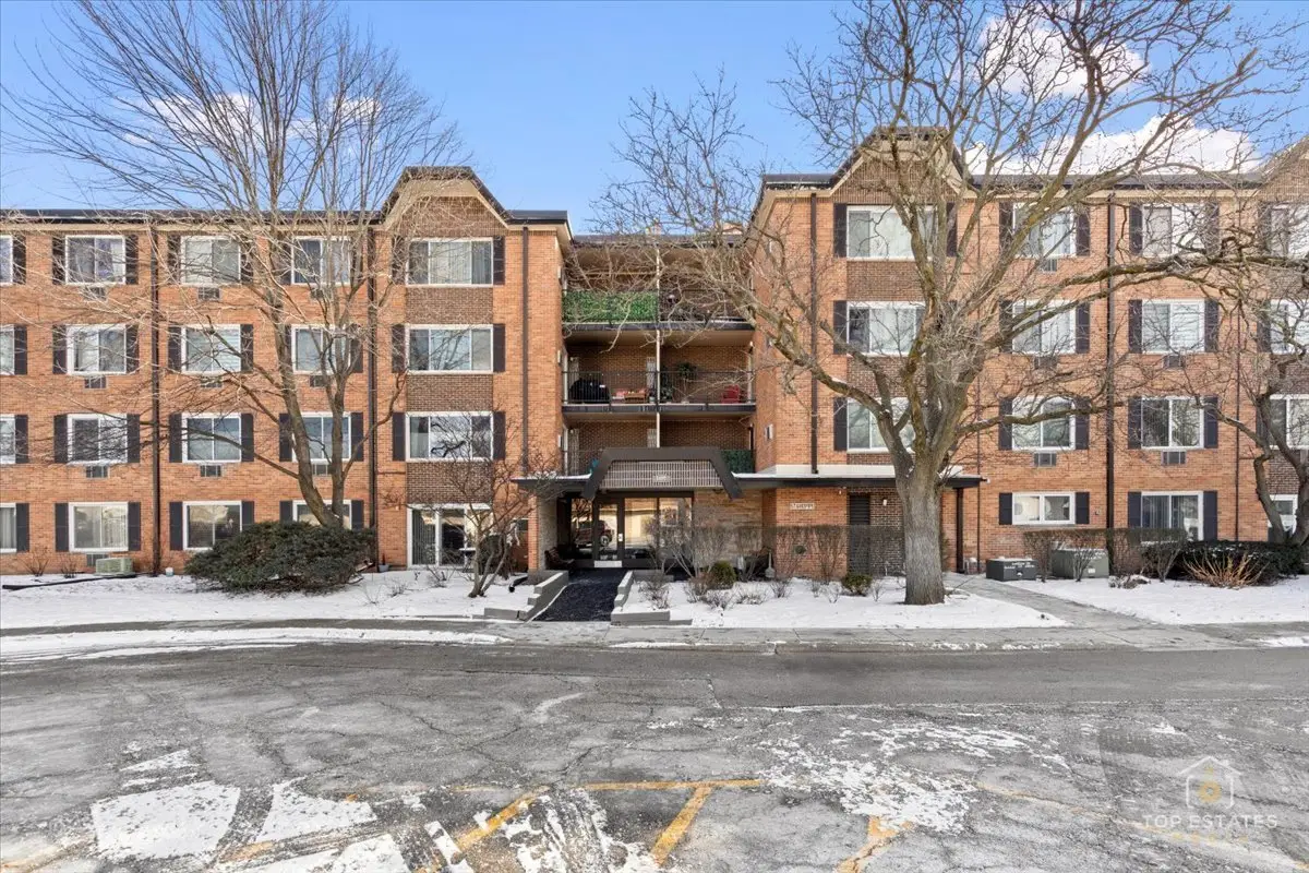 1107 S Old Wilke Road #208, Arlington Heights, IL 60005 - #1