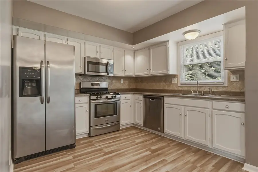 1267 Sunnymeade Drive, Rochelle, IL 61068 - #3