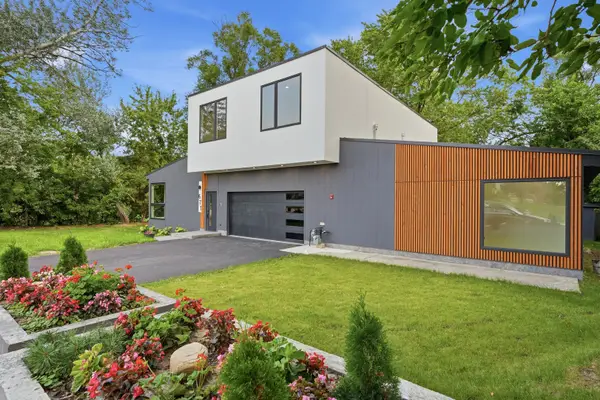 671 W Lake Cook Road, Palatine, IL 60074