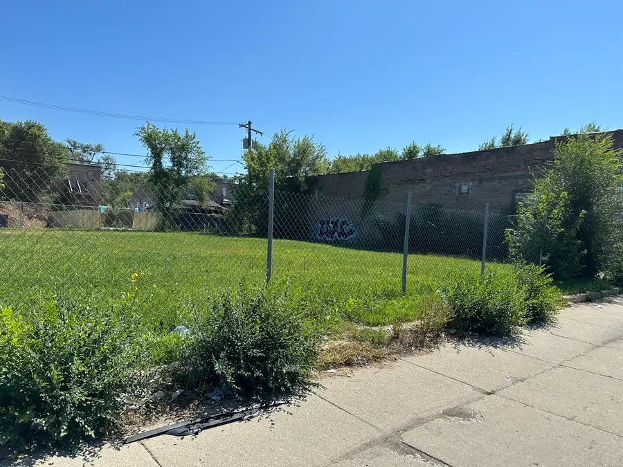 6819 S Ashland Avenue, Chicago, IL 60636 - #2