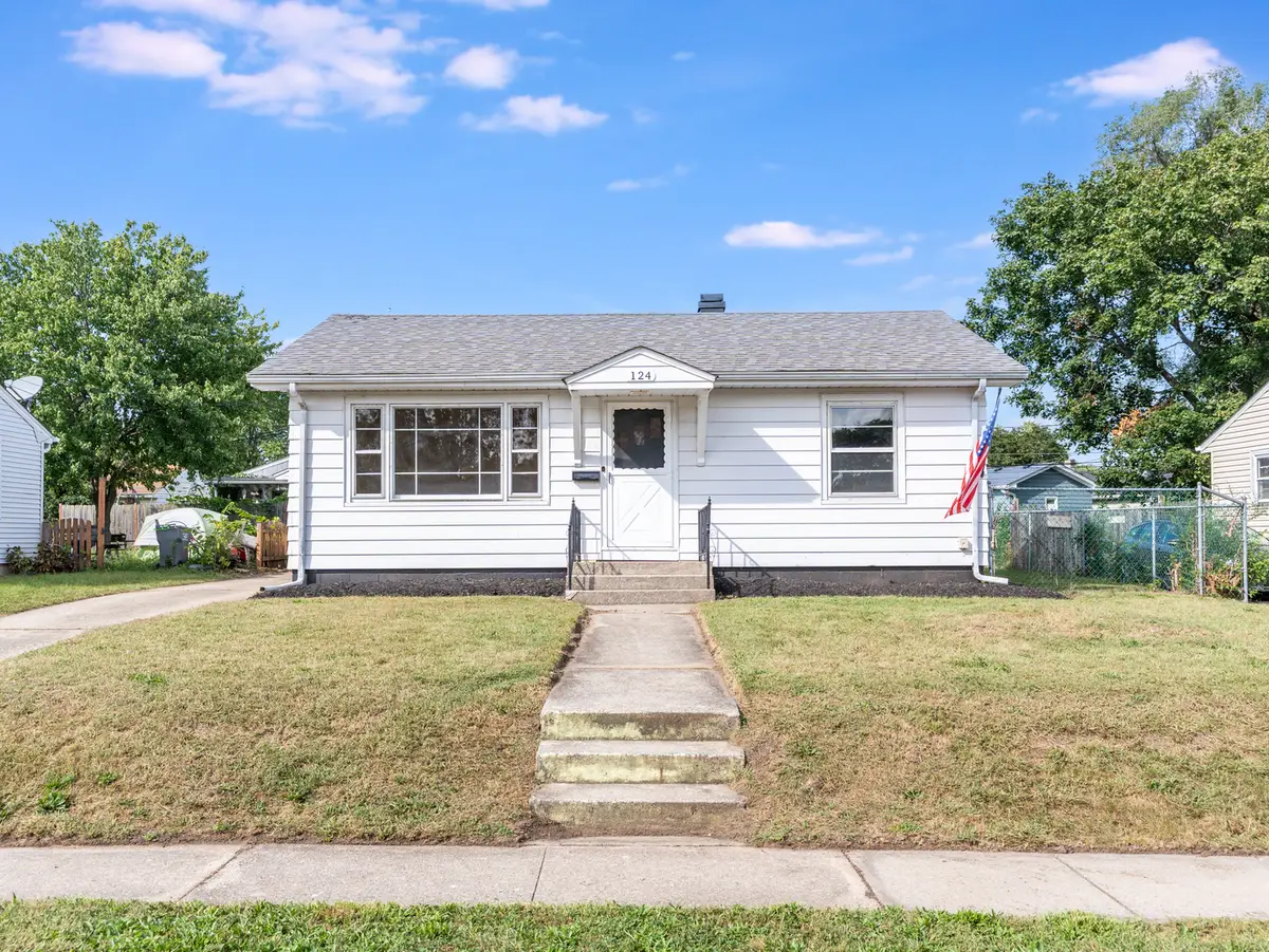 124 Riverside Drive, Montgomery, IL 60538 - #1