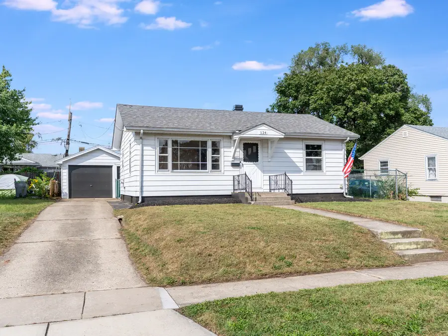 124 Riverside Drive, Montgomery, IL 60538 - #2