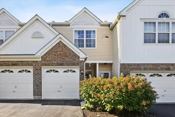 111 Arboretum Drive, Lombard, IL 60148