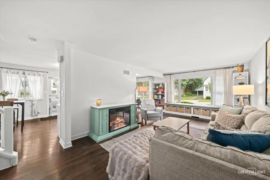 1022 E Jefferson Avenue, Wheaton, IL 60187 - #2