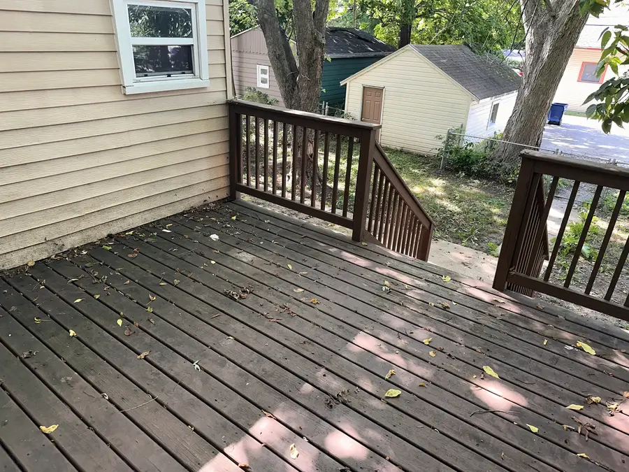 607 Leonard Avenue, Dekalb, IL 60115 - #2