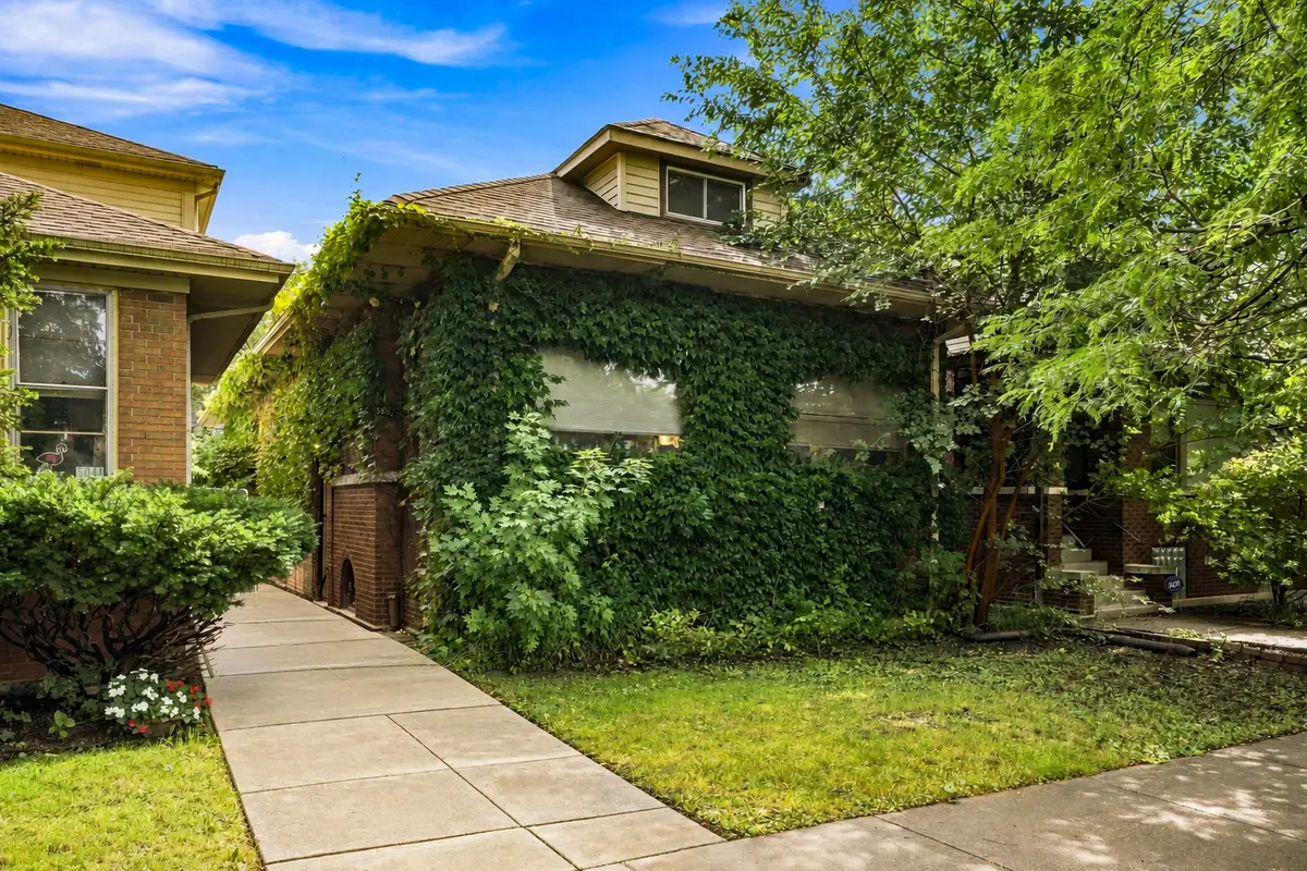 5037 N Monticello Avenue, Chicago, IL 60625 - #1