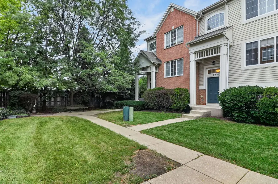 754 Hanbury Drive #754, Des Plaines, IL 60016 - #2