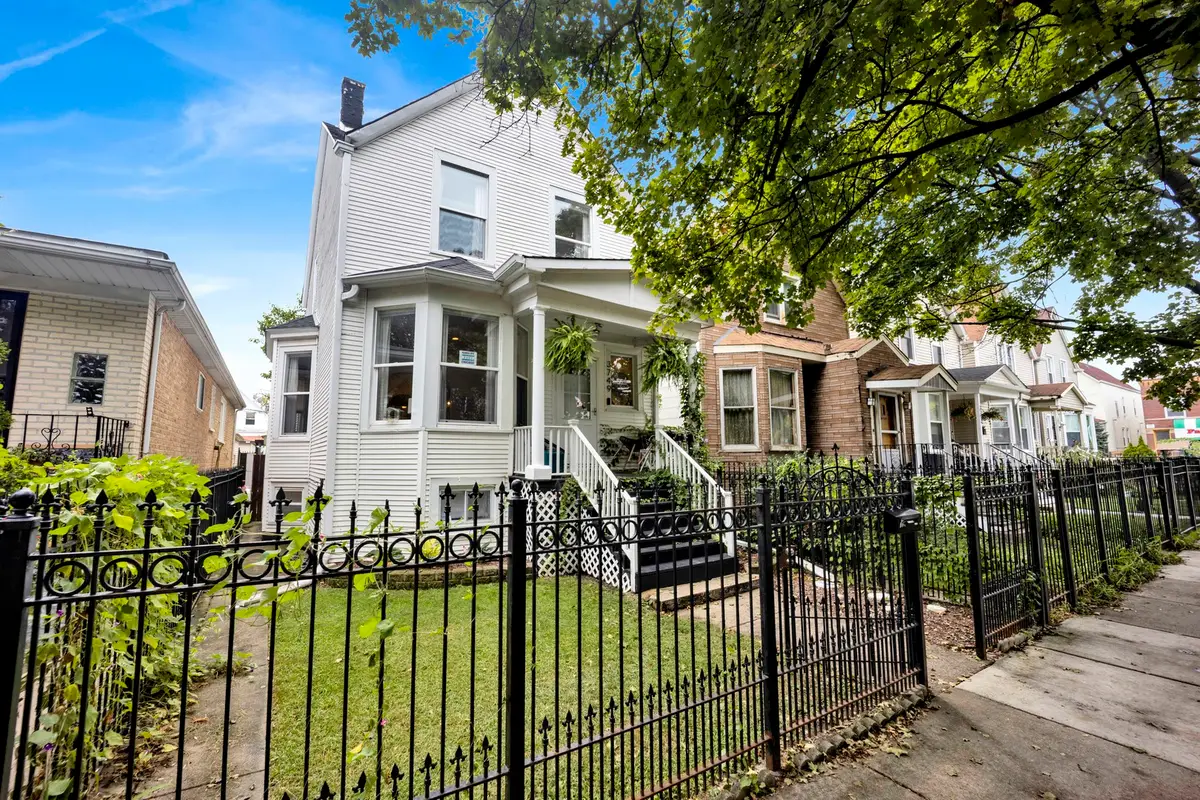 3749 W Palmer Street, Chicago, IL 60647 - #1