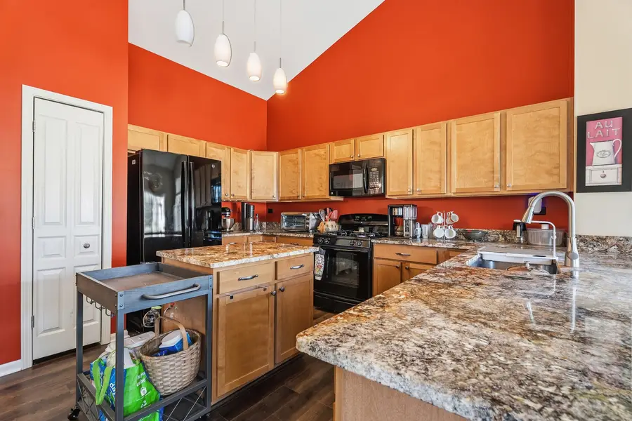 1119 Heathrow Lane, Aurora, IL 60502 - #3