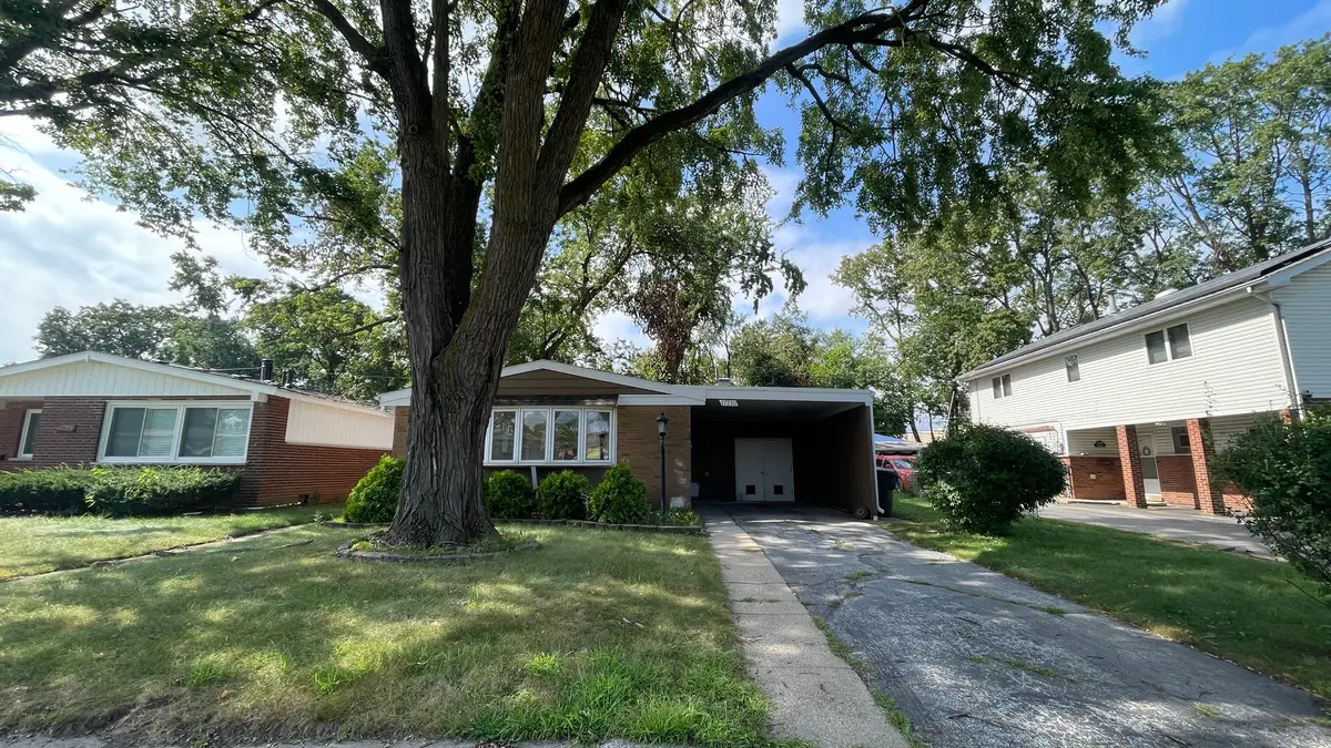 17210 Hawthorne Drive, East Hazel Crest, IL 60429 - #1