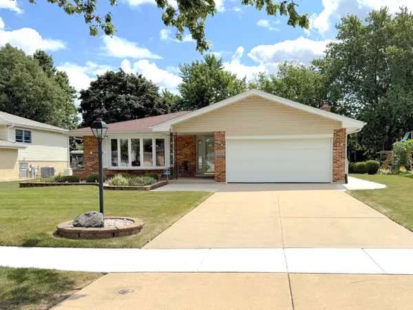 7129 Exner Road, Darien, IL 60561