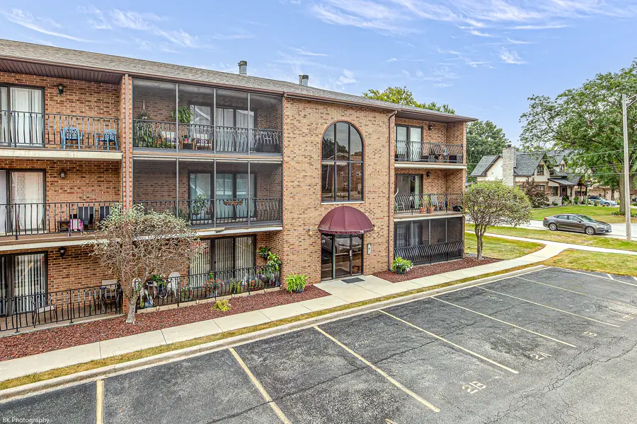 7112 W 108th Street #101, Worth, IL 60482 - #2