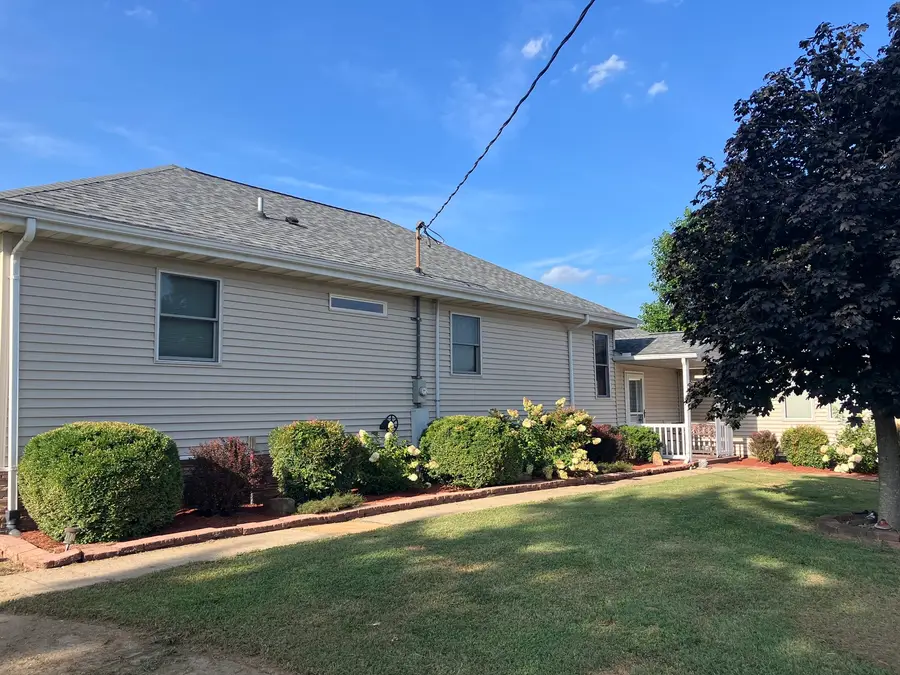 12268 Saraville Road, Marion, IL 62959 - #2