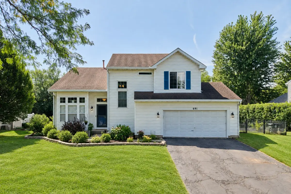 691 Thorsen Lane, Batavia, IL 60510 - #1