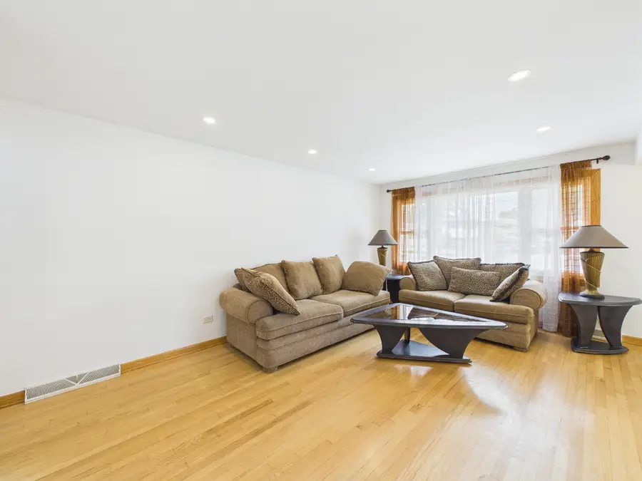 442 Gaylin Court, Bensenville, IL 60106 - #3