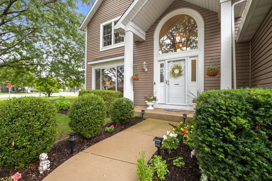 18101 W Hampshire Drive, Gurnee, IL 60031 - #2