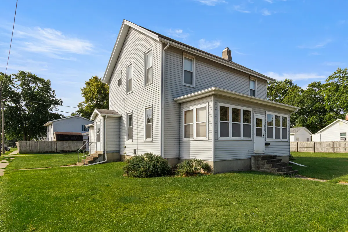 626 E Howard Street, Pontiac, IL 61764 - #1