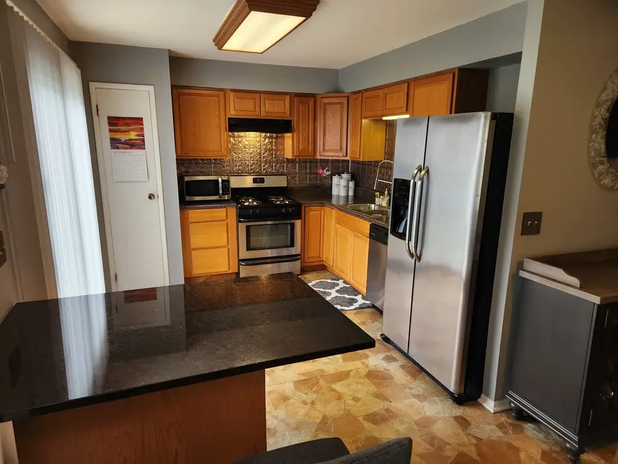 4141 Continental Drive, Waukegan, IL 60087 - #2