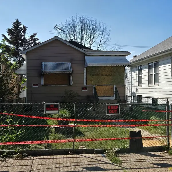 2738 N Rutherford Avenue, Chicago, IL 60707