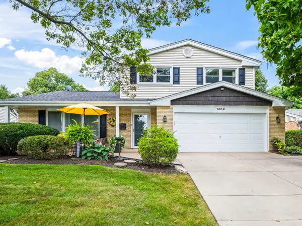 3014 N Dryden Place, Arlington Heights, IL 60004