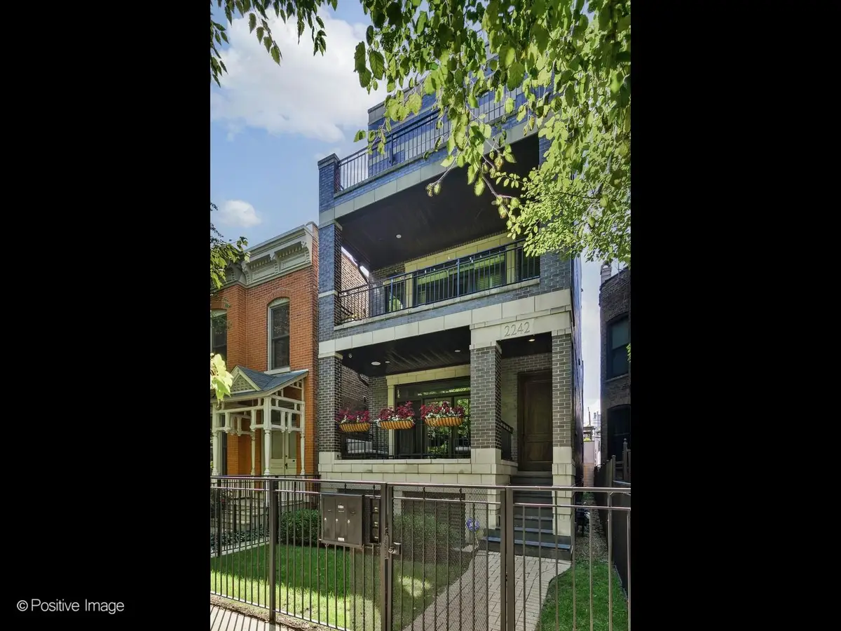 2242 N Seminary Avenue #3, Chicago, IL 60614 - #1