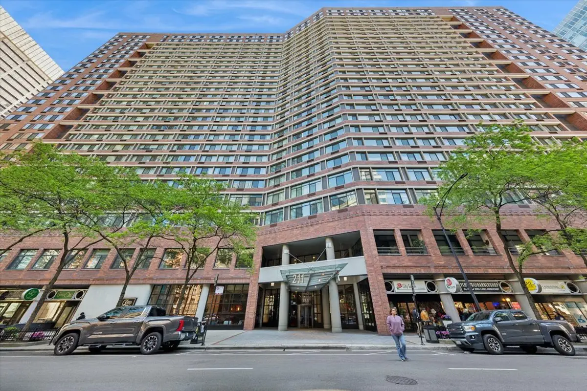 211 E Ohio Street #2216, Chicago, IL 60611 - #1