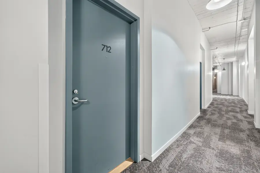 728 W Jackson Boulevard #712, Chicago, IL 60661 - #2