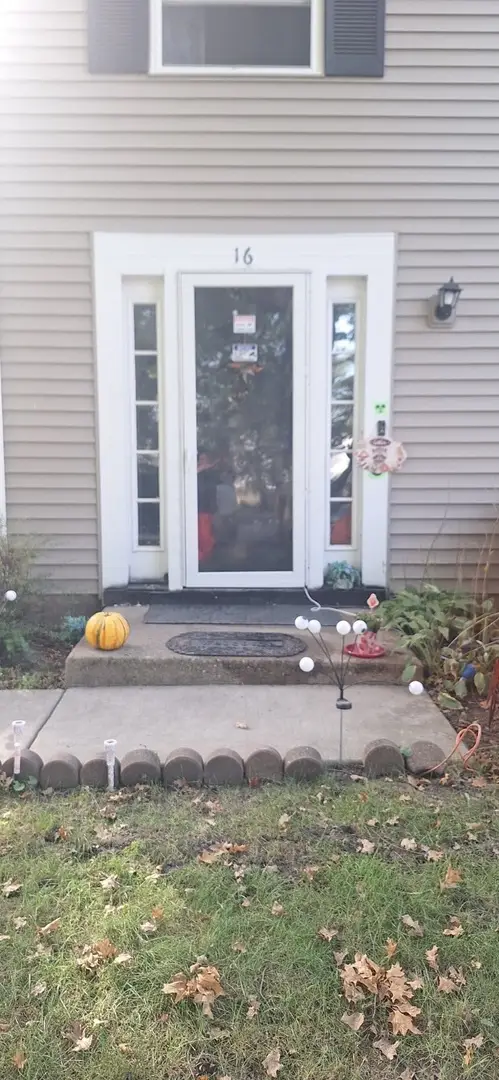 16 Forest Lane, Cary, IL 60013 - #1