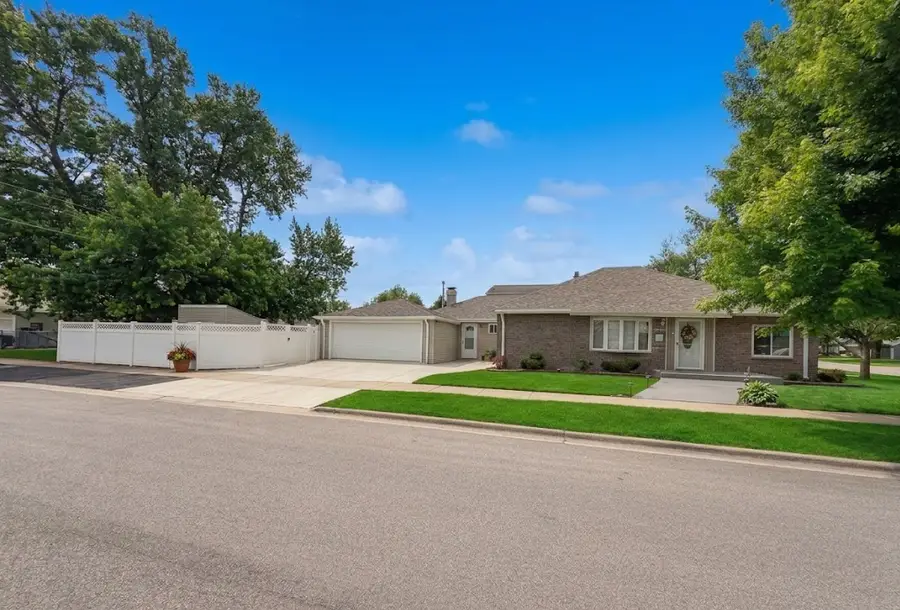 10801 Oak Avenue, Chicago Ridge, IL 60415 - #2